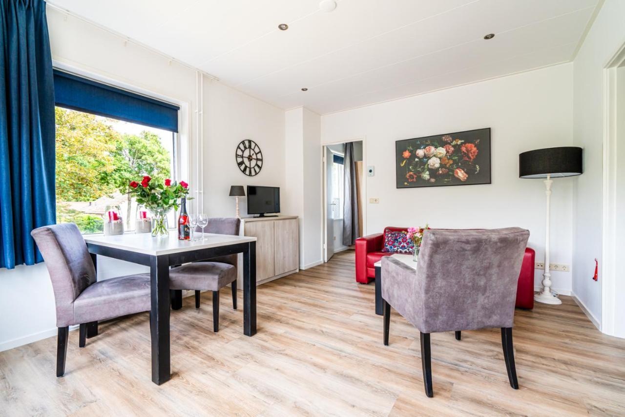 Bosweg 18-B Apartment Zoutelande Bagian luar foto